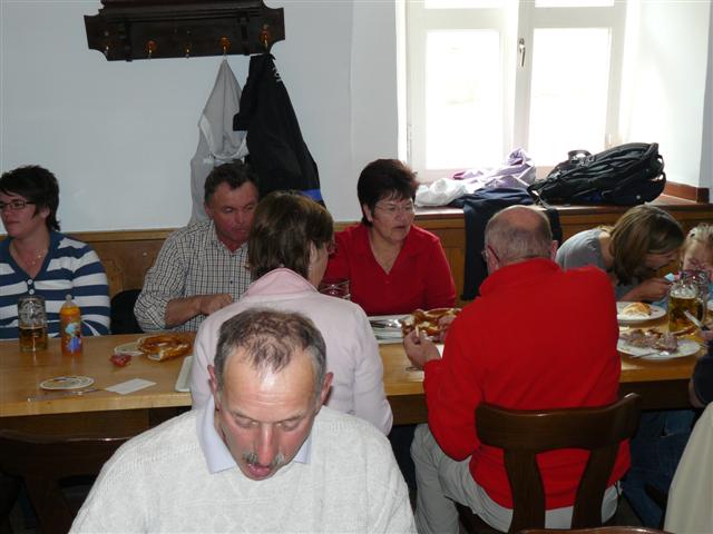 618x457 pixels (48K)